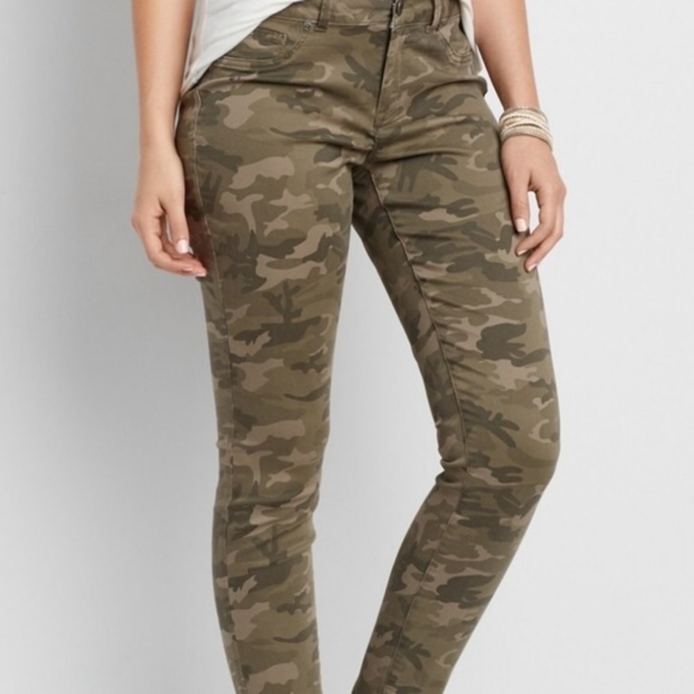 Maurices Camo Jeggings